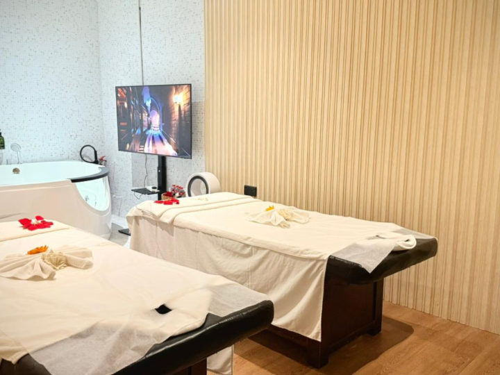 Premium Massage spa in banjara hills